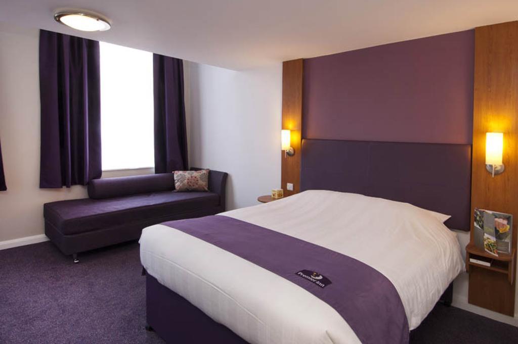 Premier Inn Liverpool Albert Dock Номер фото